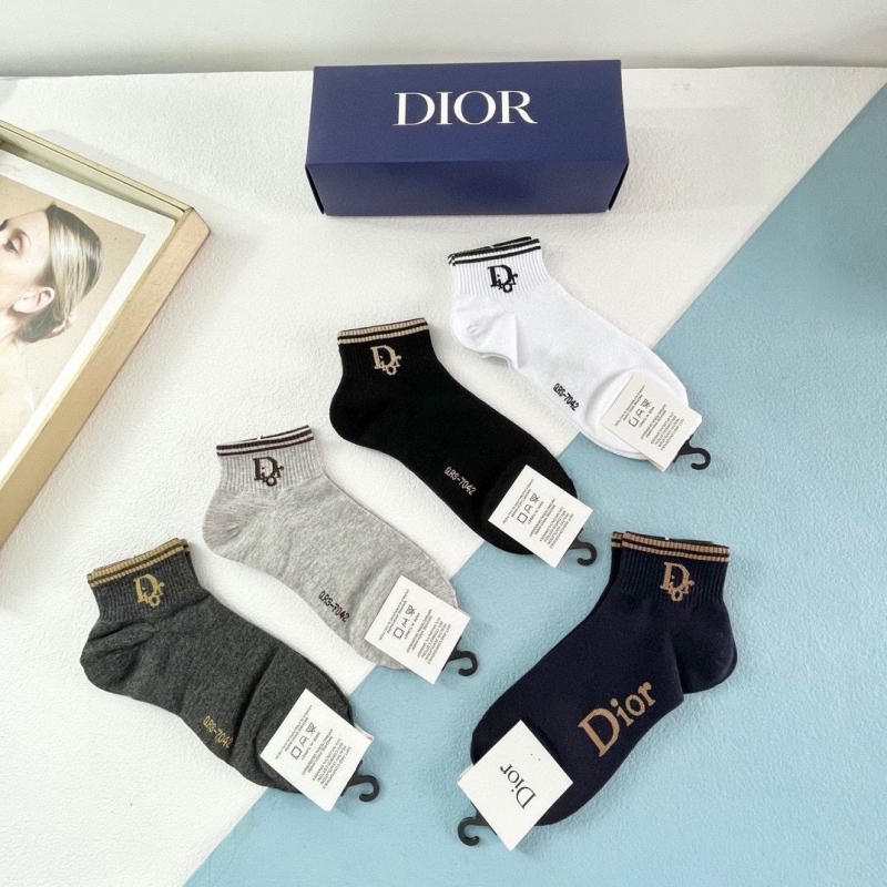 DIOR